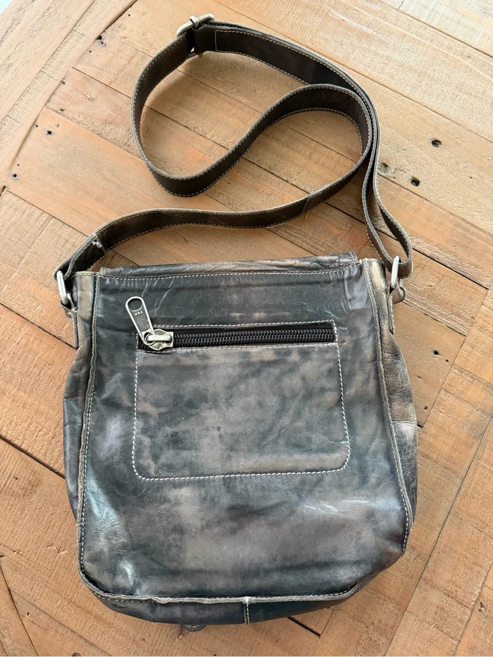 Leather Crossbody Messenger Bag - Distressed Black
